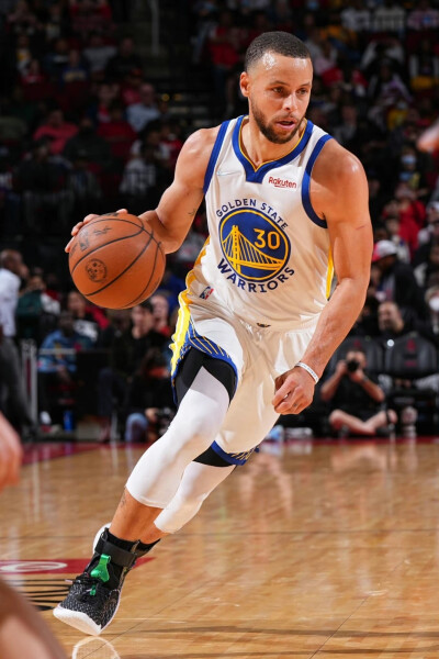 第96分钟丢球！3-3绝平！利物浦爆冷丢分，落后榜首10分卫冕英超无望（补时第6分钟被追平！3-3憾平，利物浦冷门丢分落后榜首10分，英超卫冕前景黯淡）